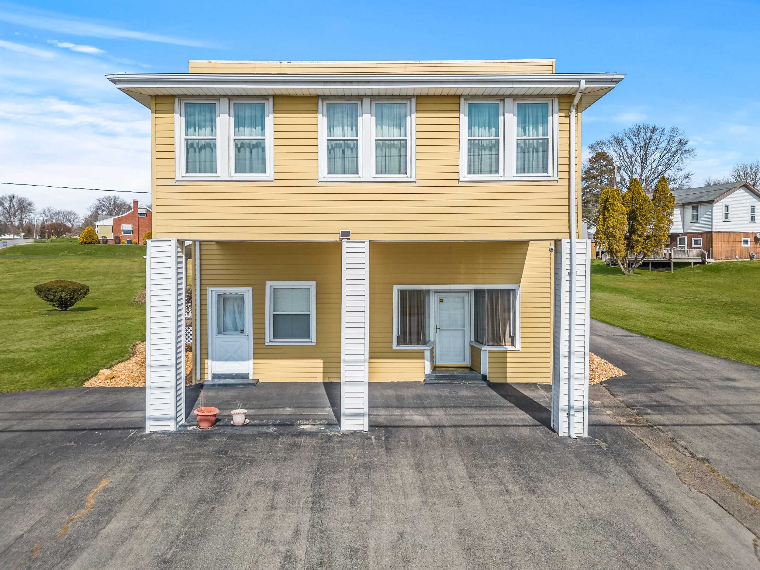 New Castle, PA 16101,1413 Old Butler Rd