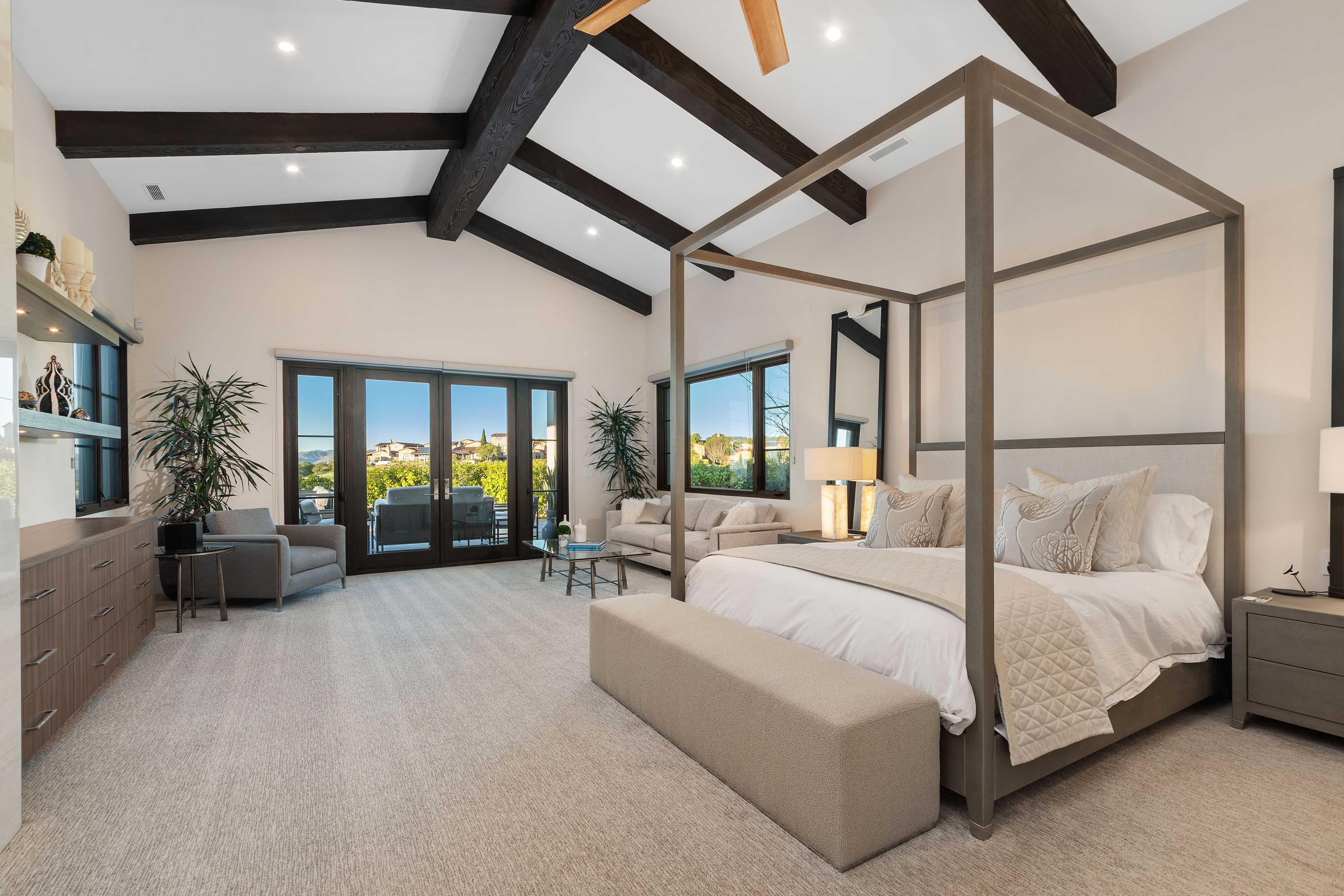 San Diego, CA 92127,8022 Entrada de Luz E