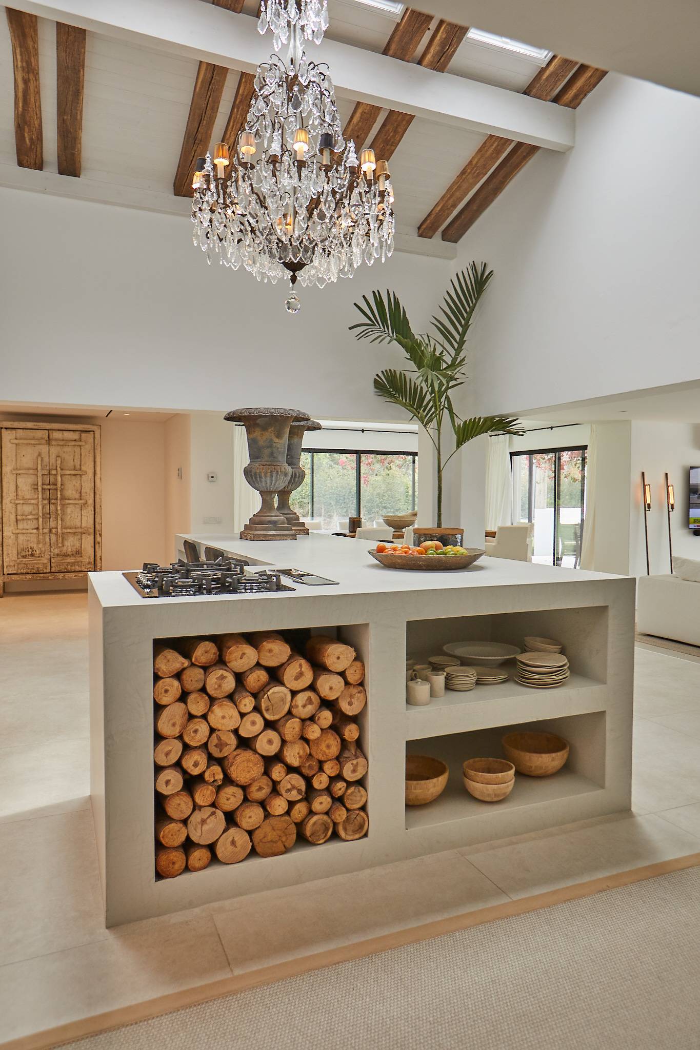 Portugal,,Spacious Villa on a Large Plot near the Lake in Quinta do Lago Algarve #QPSA/POR