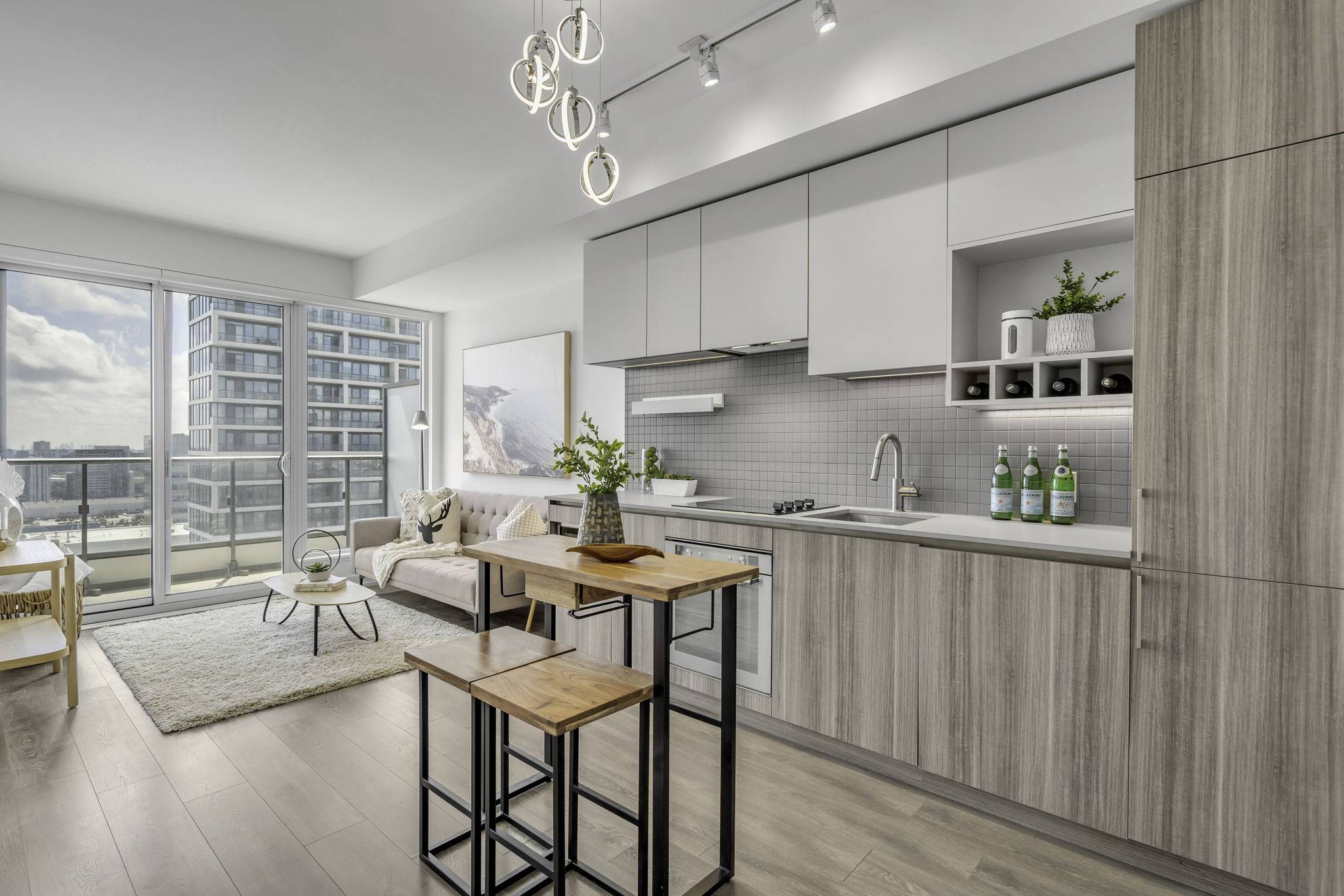 Vaughan, ON L4K 0J6,898 Portage Pkwy #2505