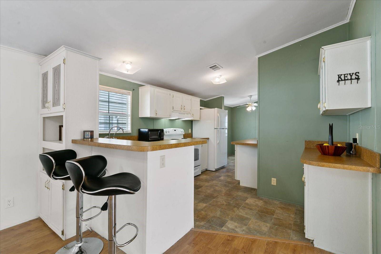 Tampa, FL 33635-1310,9140 Burkshire Ln