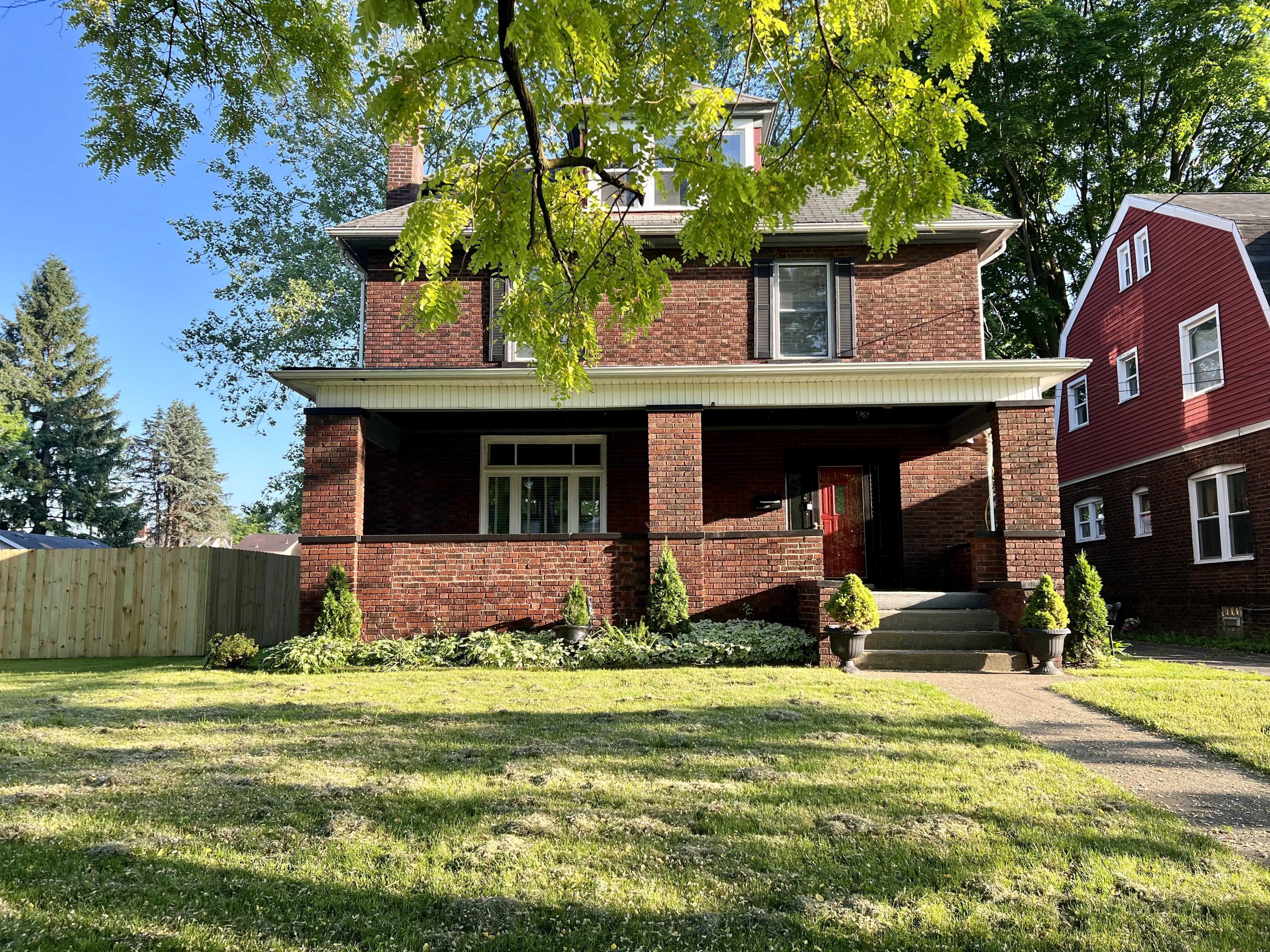 New Castle, PA 16101,414 Laurel Blvd