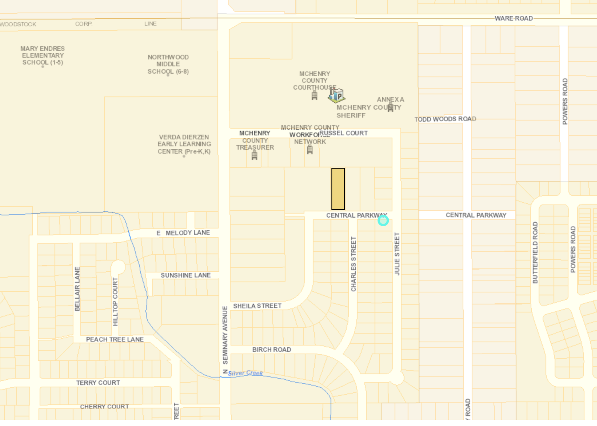 600 Central Parkway Rd, Woodstock, IL 60098