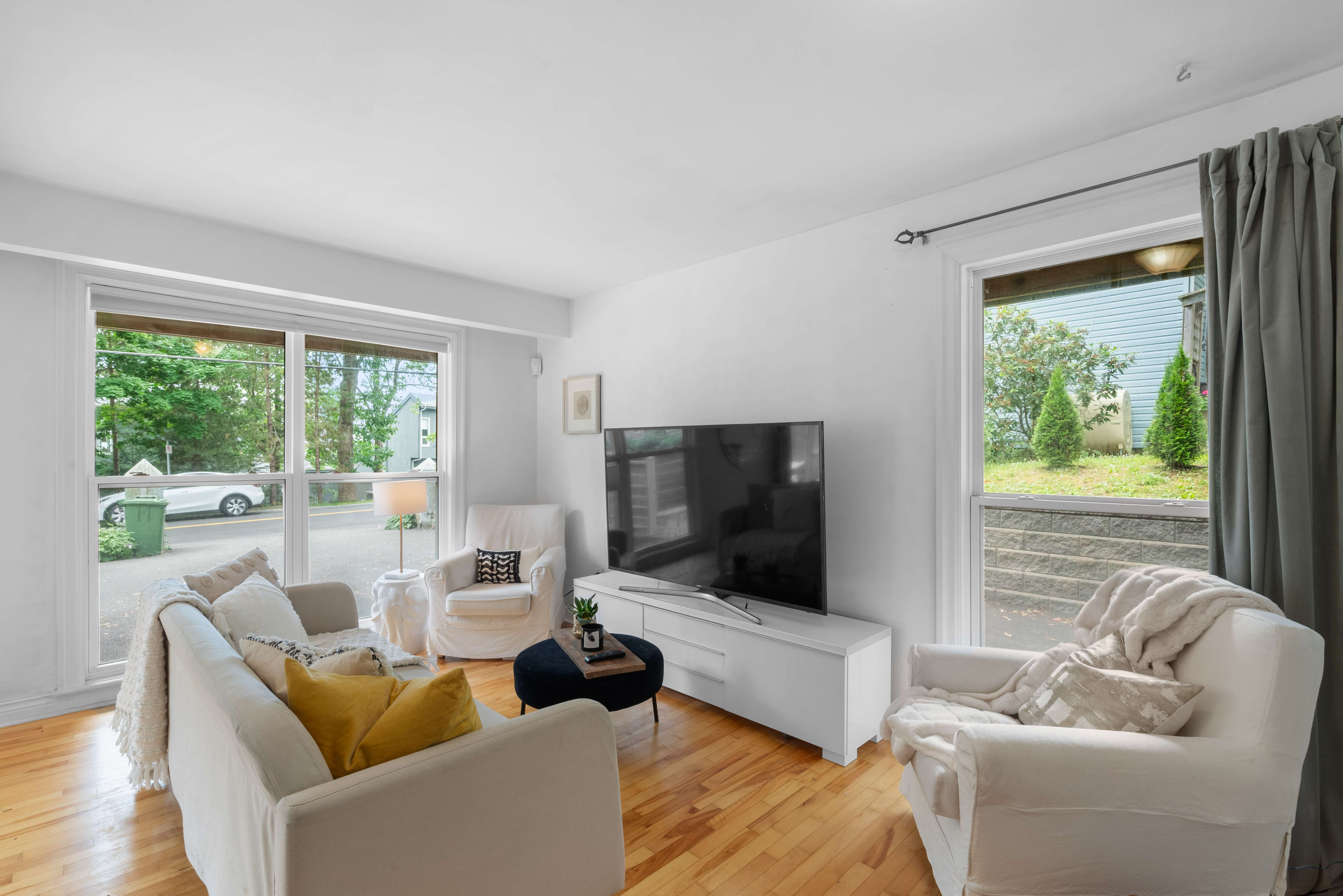 Bedford, NS B4A 2C6,356 Shore Drive #1