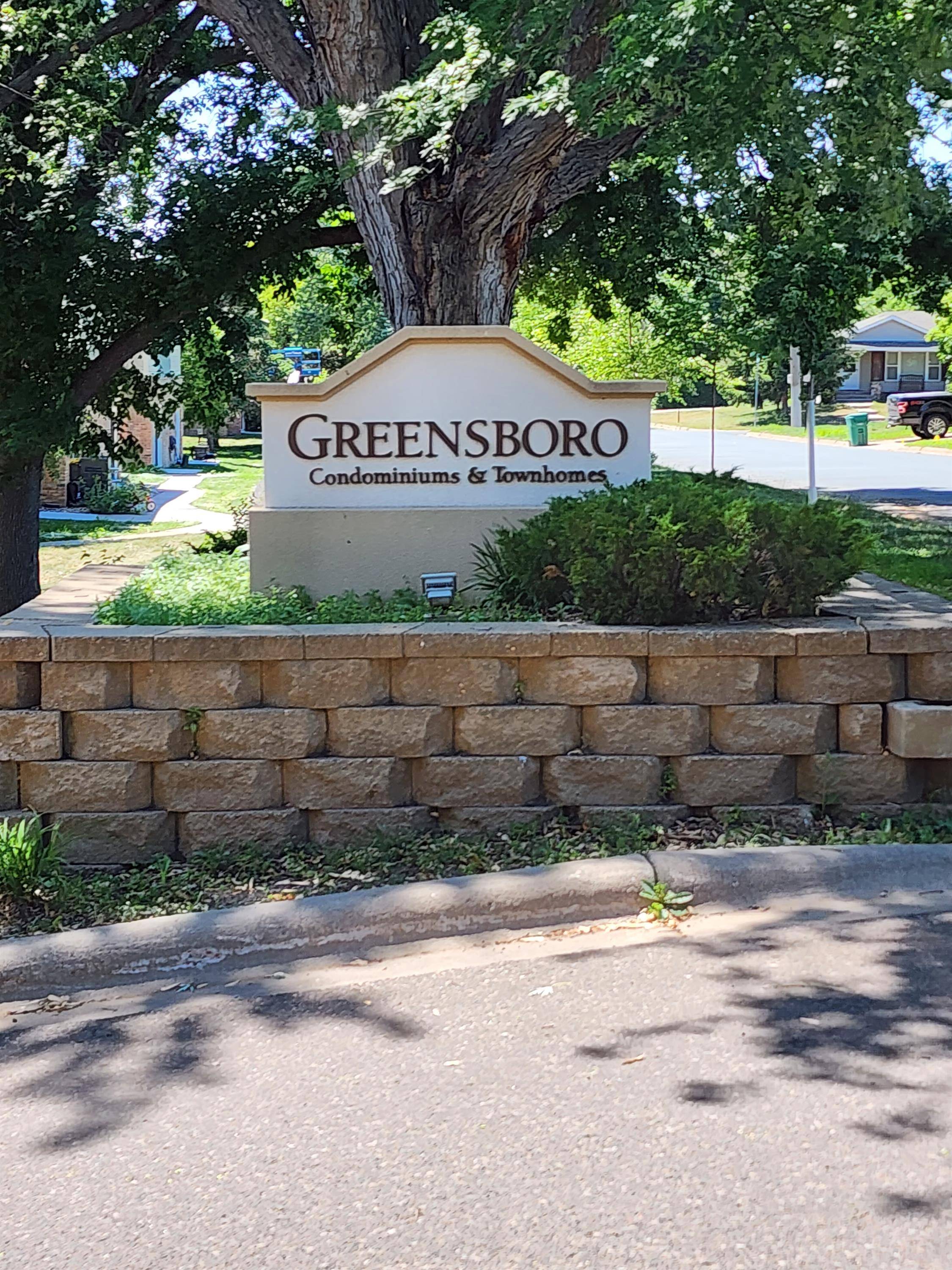 St Louis Park, MN 55426-2014,7411 Franklin Ave W