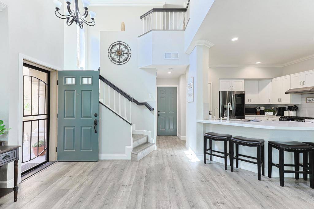 1064 Laguna Seca Loop, Chula Vista, CA 91915