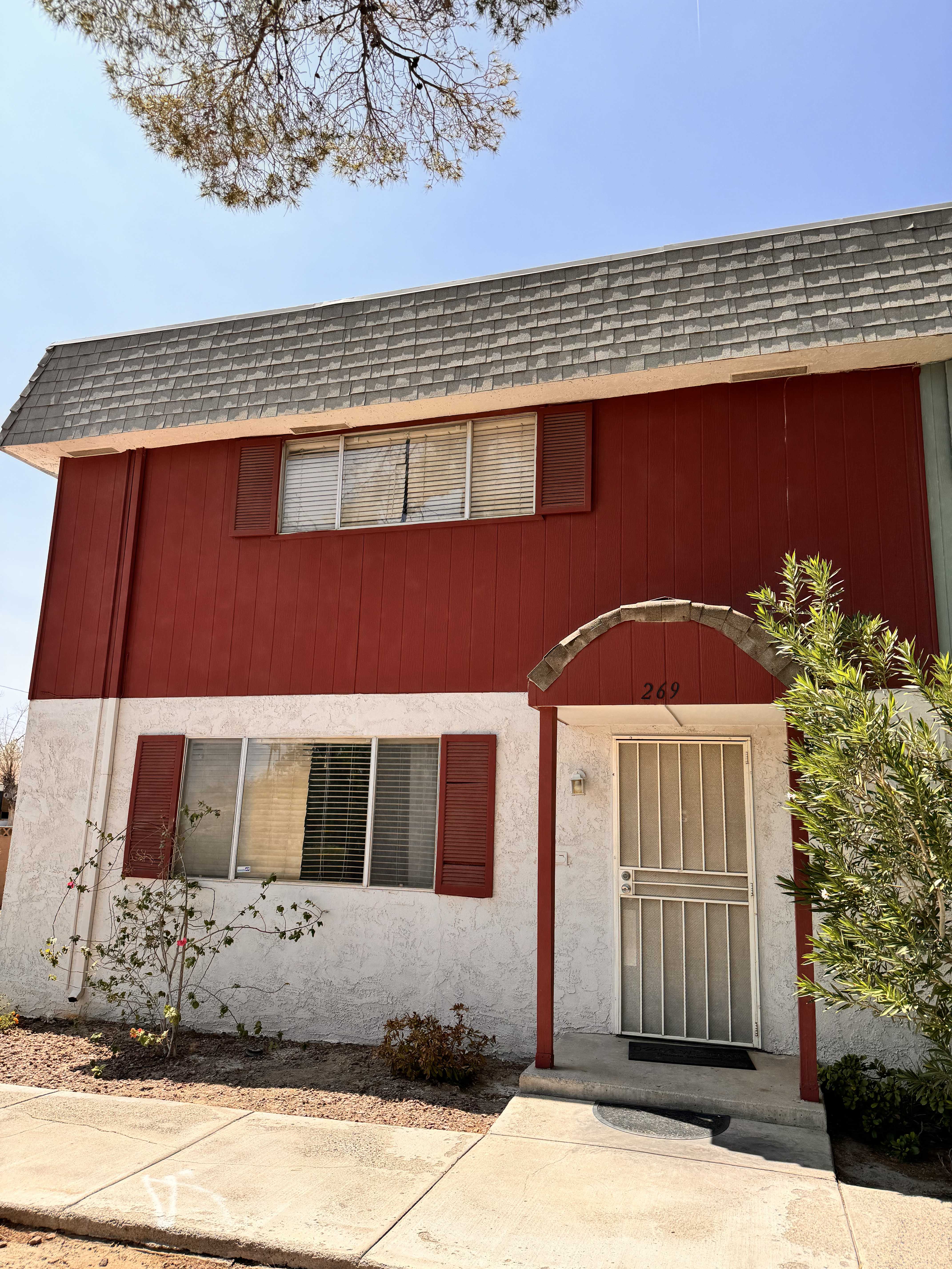 Las Vegas, NV 89121-2479,269 Pecos Way