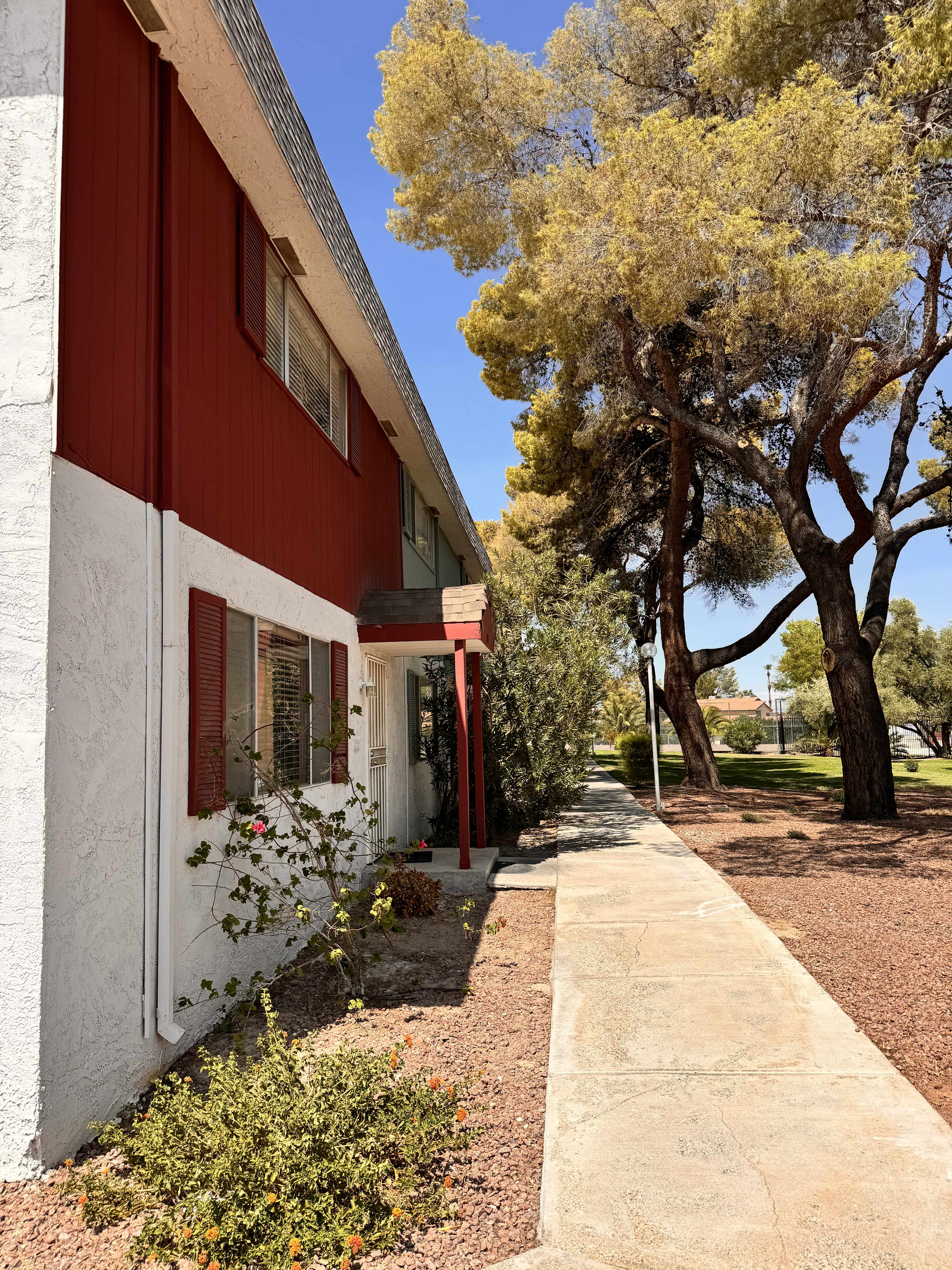 Las Vegas, NV 89121-2479,269 Pecos Way