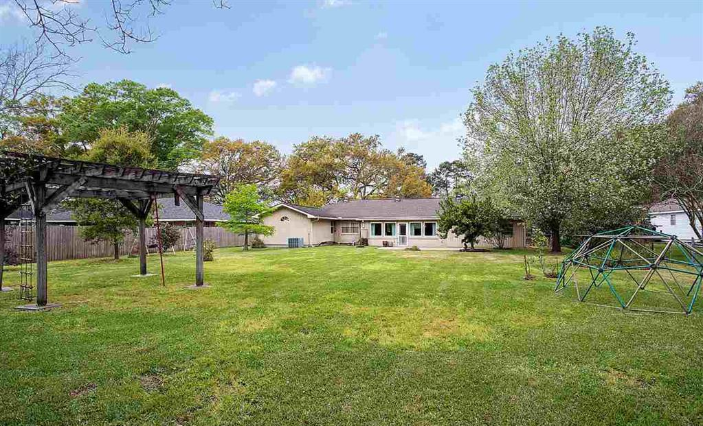 Baton Rouge, LA 70808-8719,1244 Pickett Ave