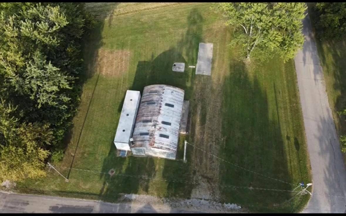 Flora, IL 62839-1147,705 West St