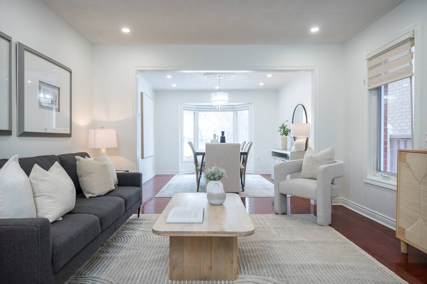 Mississauga, ON L5M 5L8,5917 Leeside Cres