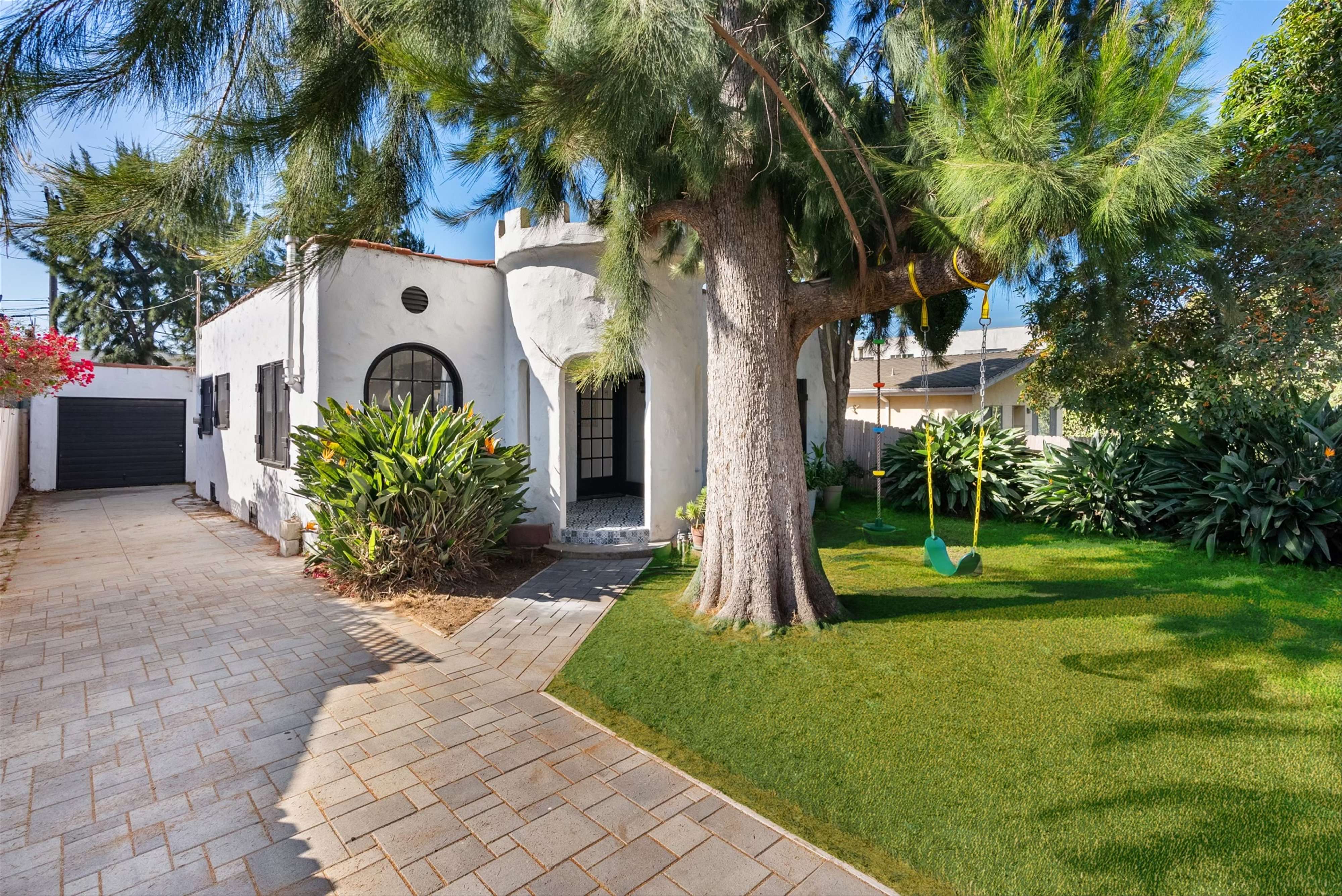 Santa Monica, CA 90404-5213,2134 Stewart St