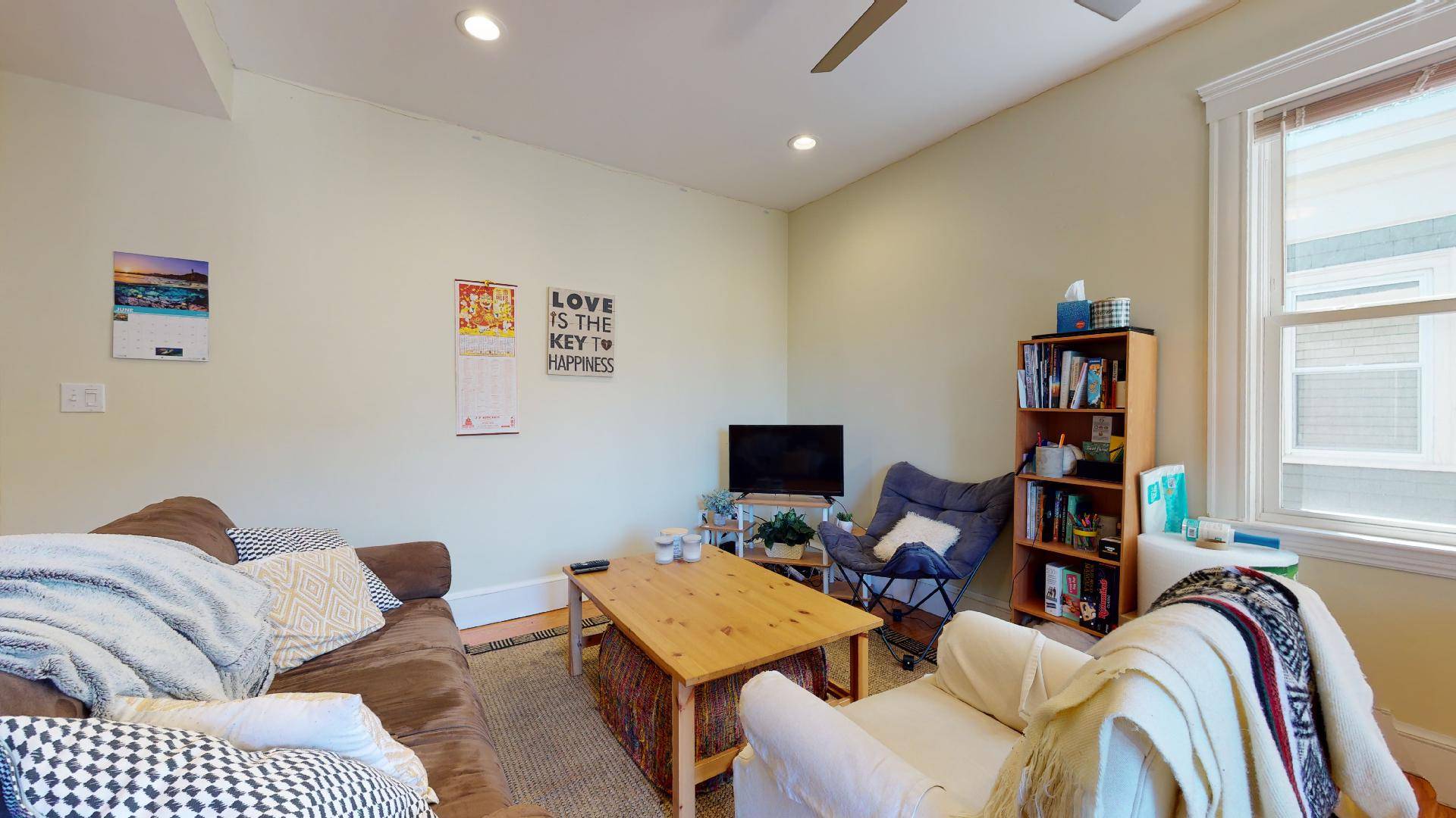 71 Williams St #2, Jamaica Plain, MA 02130-3856