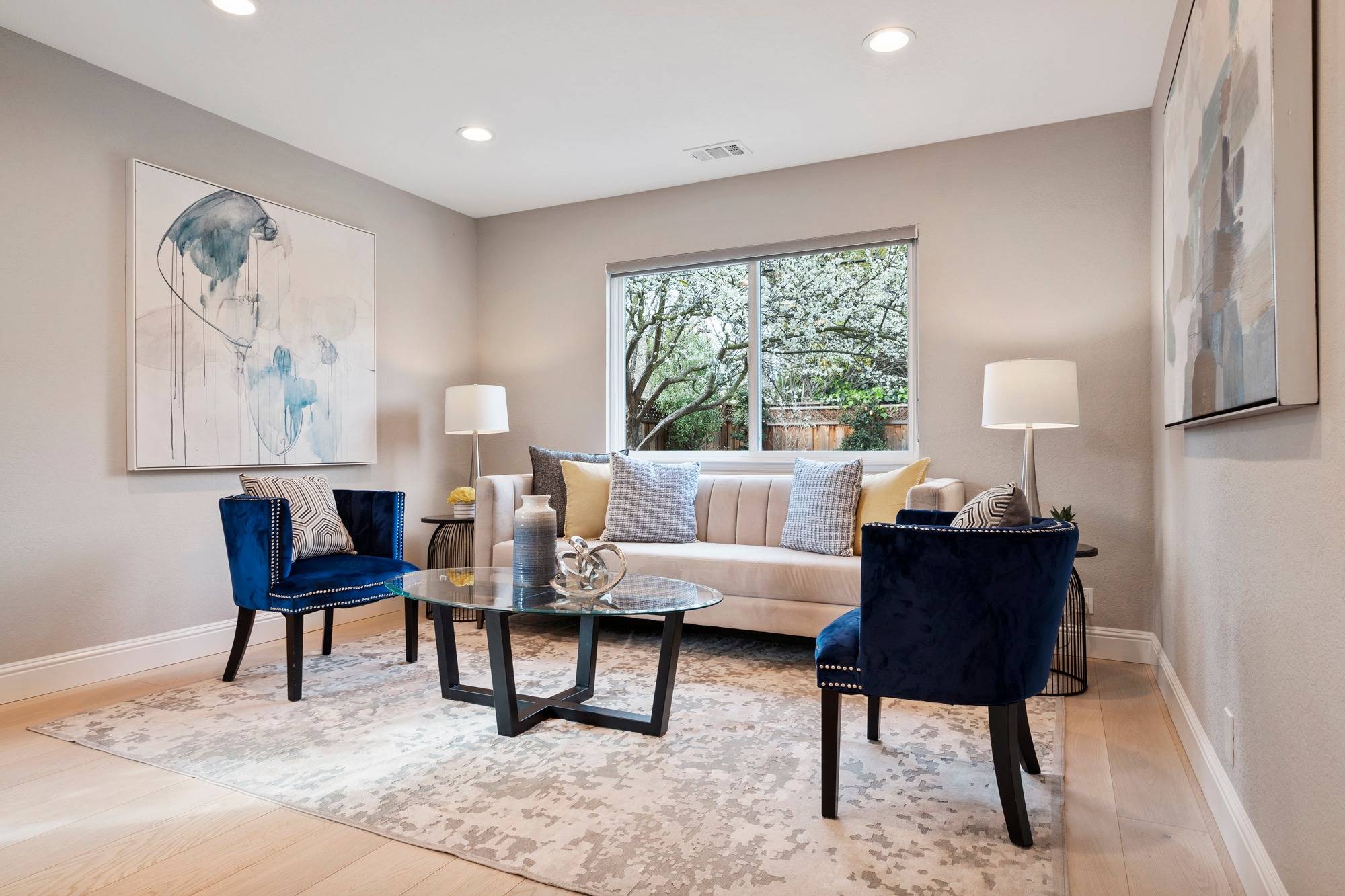 Campbell, CA 95008,601 N Central Ave