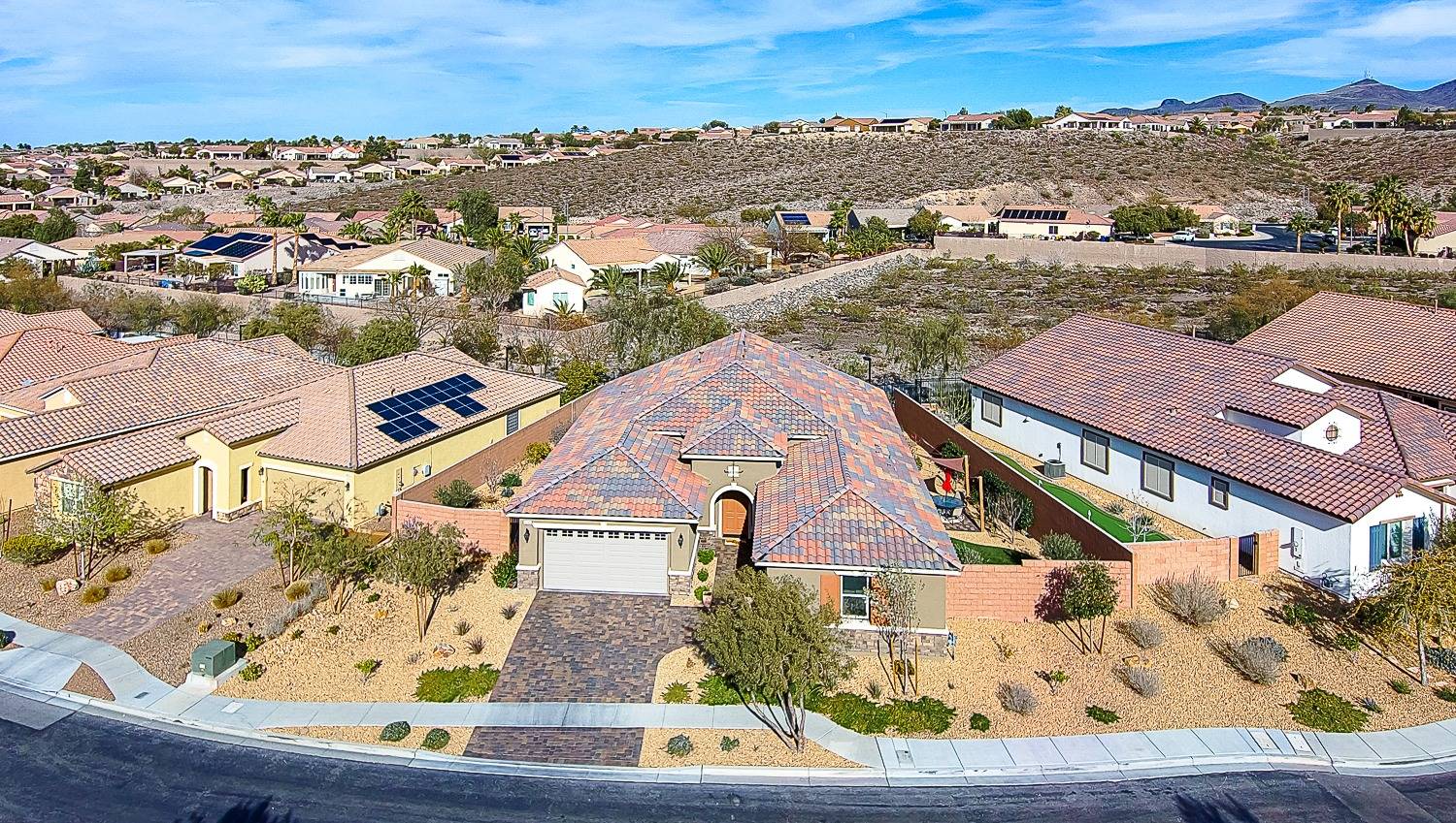 Henderson, NV 89044,2080 Canvas Edge Drive