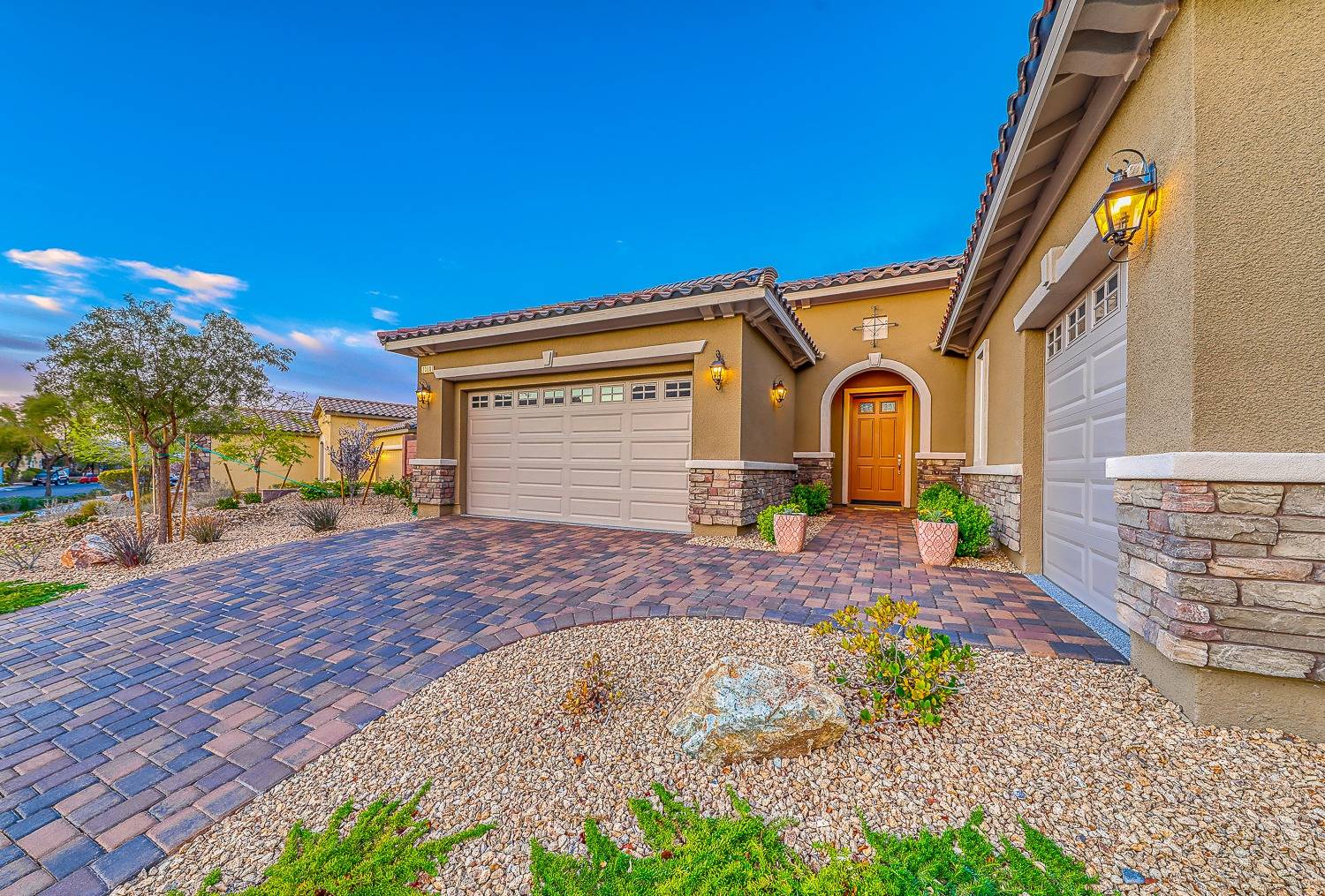 Henderson, NV 89044,2080 Canvas Edge Drive