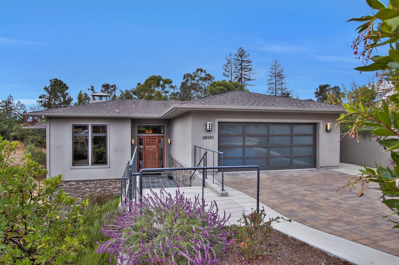 24580 Ruth Lee Court, Los Altos, CA, USA