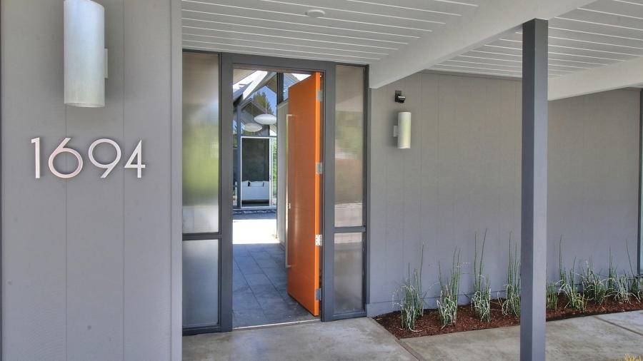 1694 Clay Drive, Los Altos, CA, USA