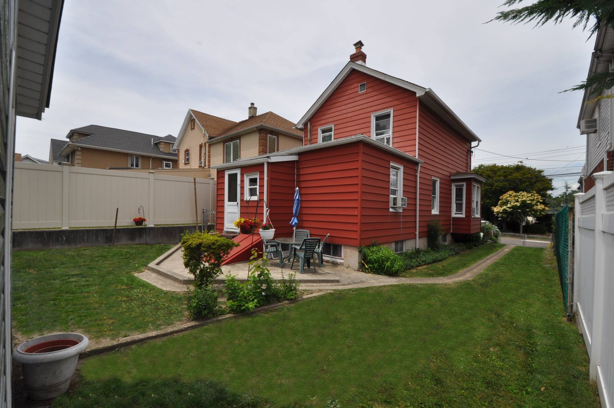 154-24 13th Avenue, Beechhurst NY 11357