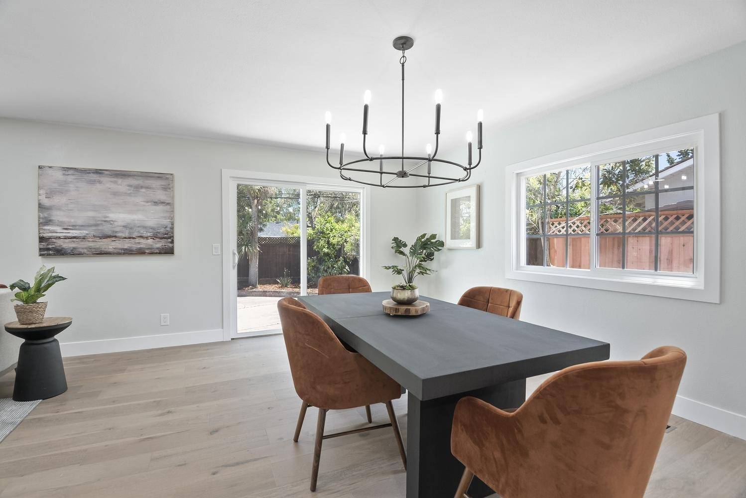 Sunnyvale, CA 94087,1514 Kingsgate Drive