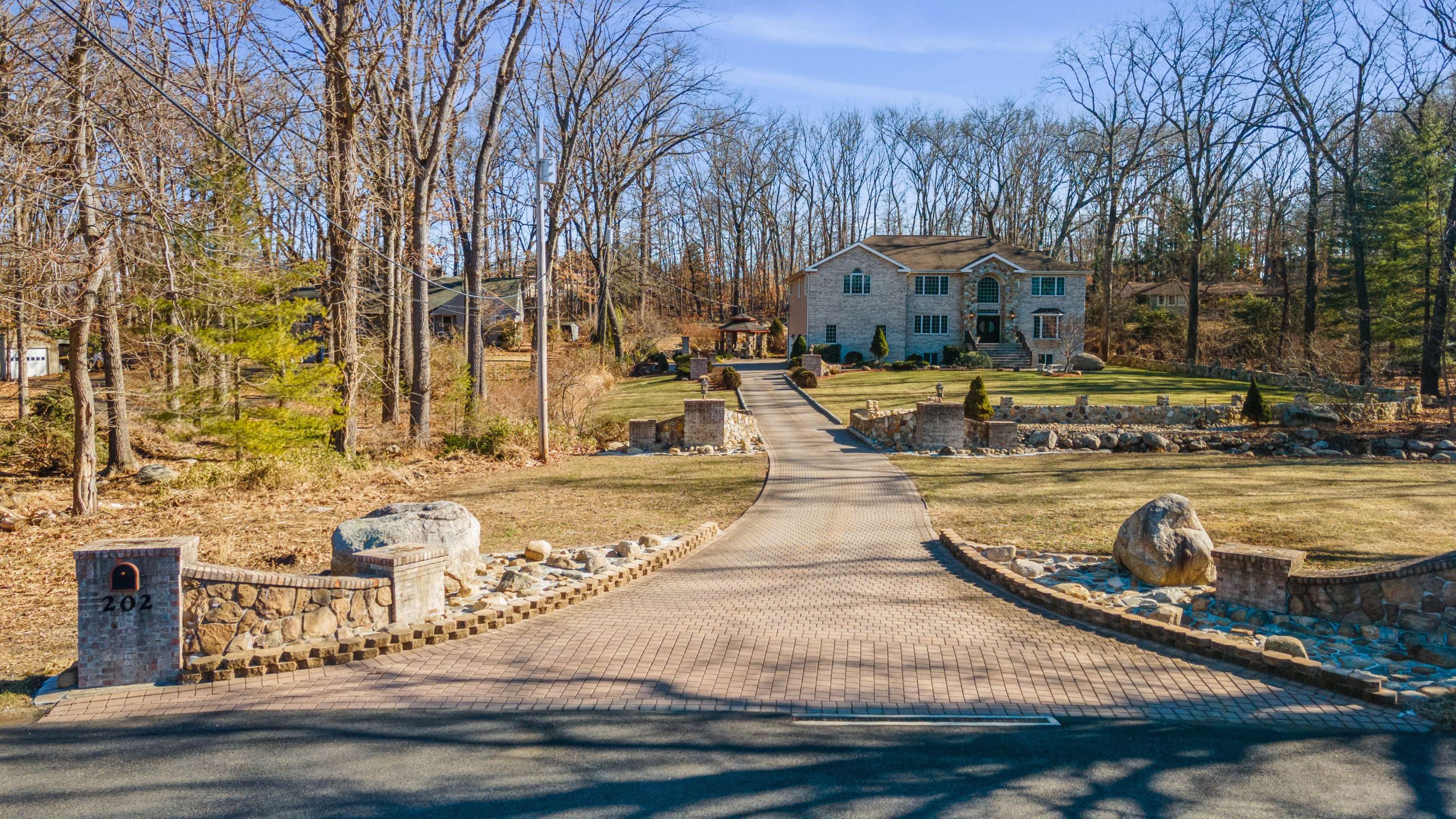 Ramsey, NJ 07446,202 Peterson Pl