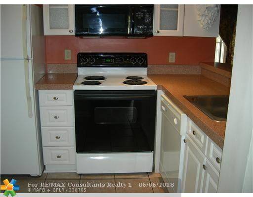 Coral Springs, FL 33071,967 Coral Club Dr  #967