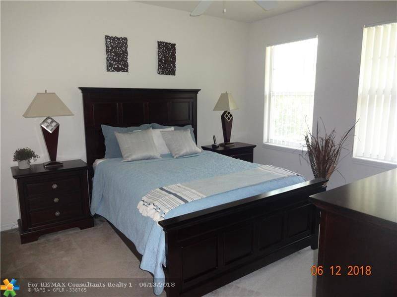 Coral Springs, FL 33067,6406 W Sample Rd  #6406