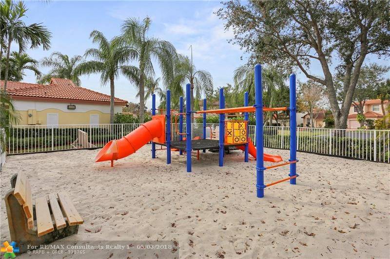 Coral Springs, FL 33067,6223 NW 38th Dr