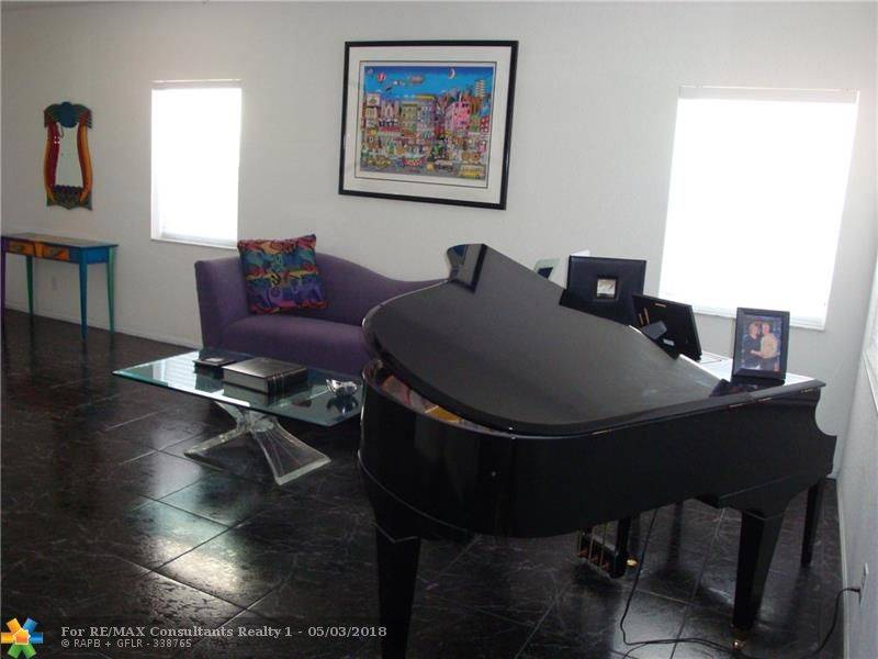 Coral Springs, FL 33071,12661 NW 10th St