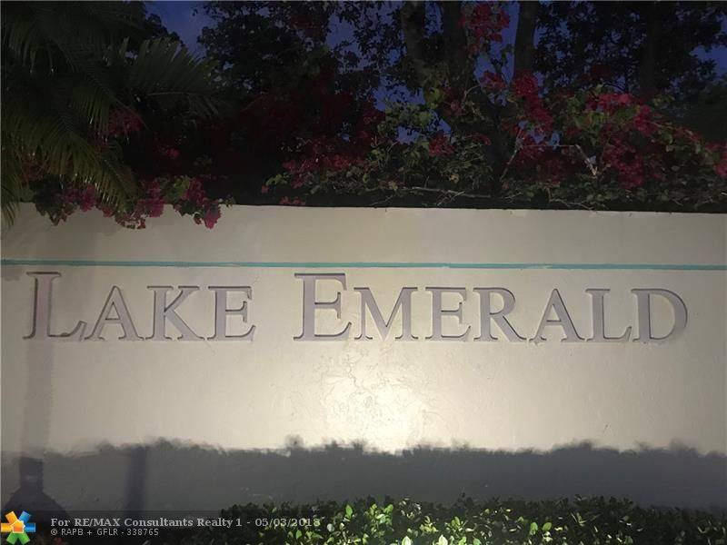 Oakland Park, FL 33309,115 Lake Emerald Drive  #206