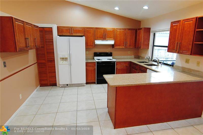 Coral Springs, FL 33065,2898 NW 95th Ave