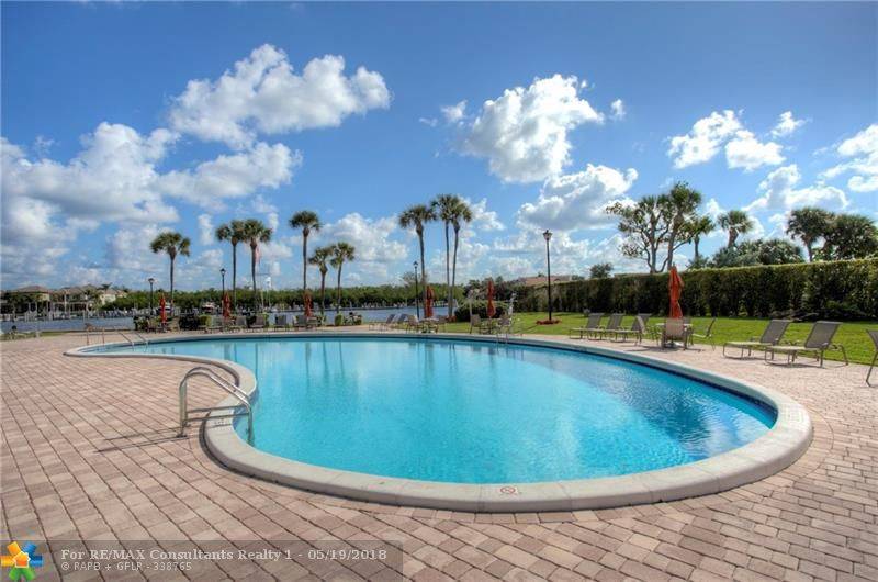 Boca Raton, FL 33487,859 Jeffery Street #406