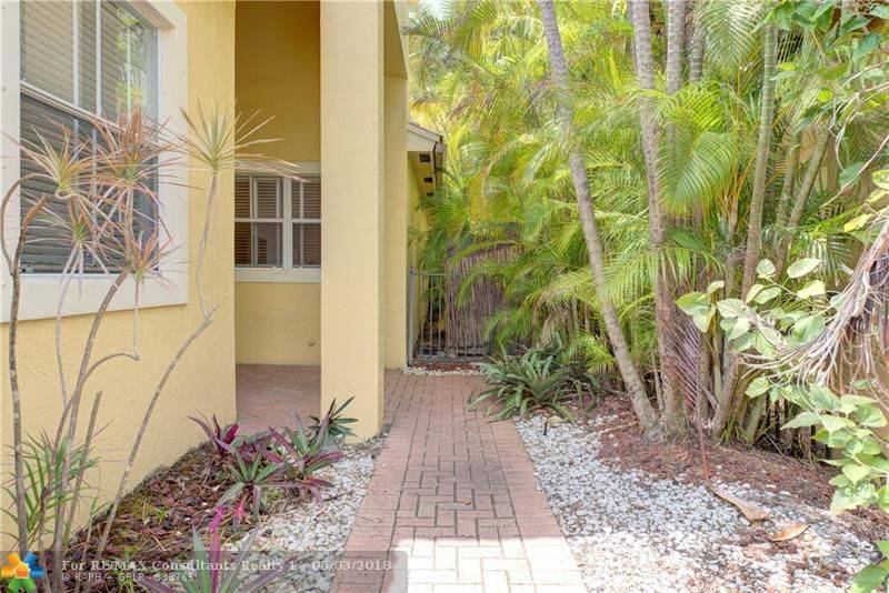 Coral Springs, FL 33076,5864 NW 121st Ave