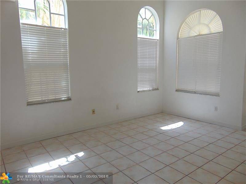 Coral Springs, FL 33071,8779 NW 6th St