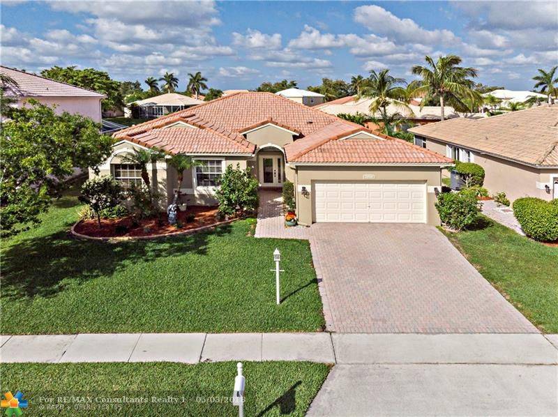 Boca Raton, FL 33428,21919 Palm Grass Dr