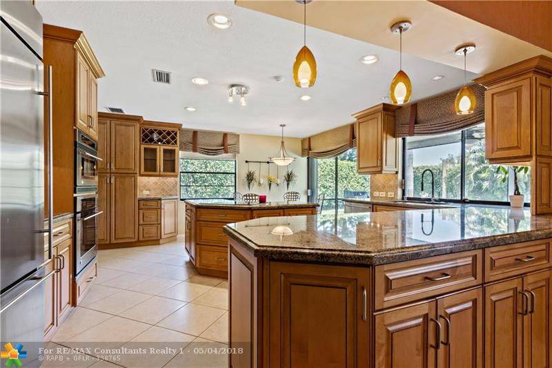 Coral Springs, FL 33071,131 NW 88th Way