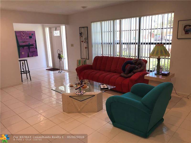 Coral Springs, FL 33071,868 Ramblewood Dr