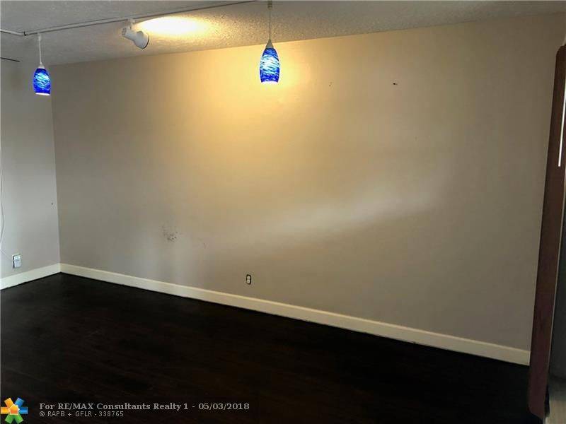 Coral Springs, FL 33065,4120 Woodside Dr