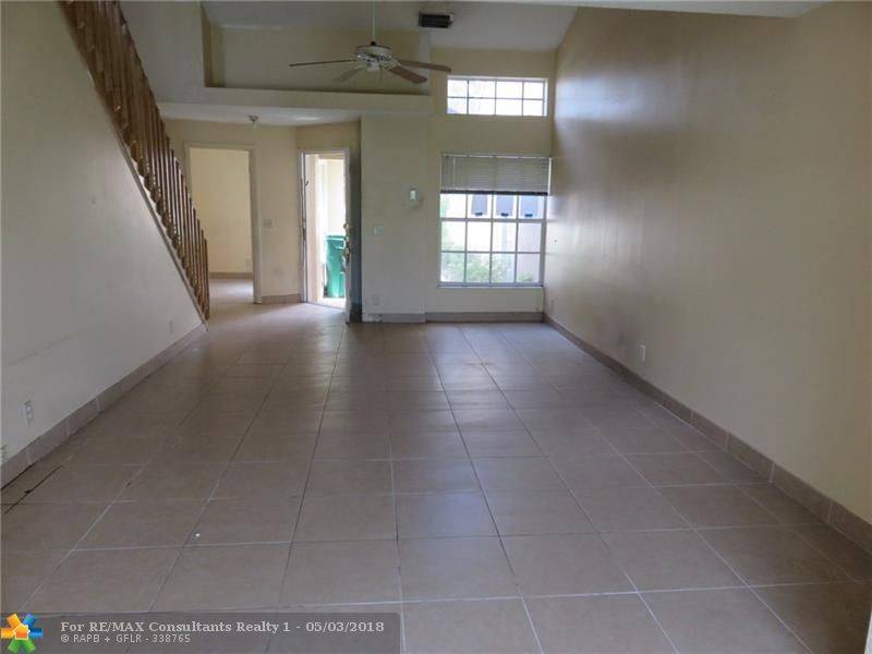 Coral Springs, FL 33065,8753 Forest Hills Blvd  #27-F