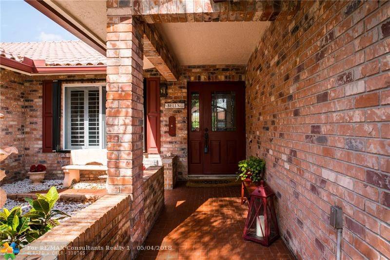 Coral Springs, FL 33071,891 NW 110th Ave