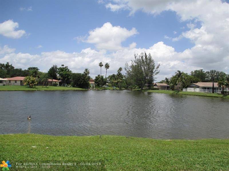 Coral Springs, FL 33071,8797 NW 1st St