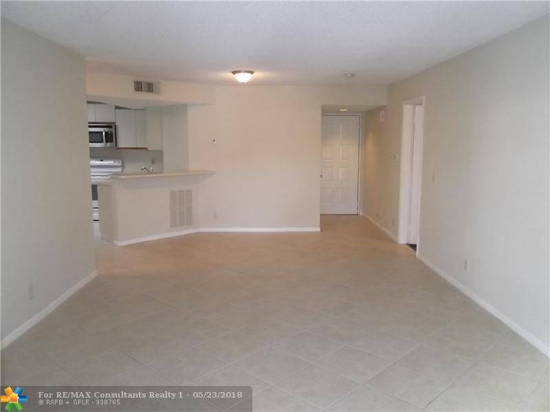 Coral Springs, FL 33067,8701 Wiles Rd  #204