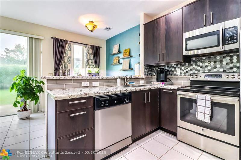 Coral Springs, FL 33076,11711 NW 47th Dr  #11711