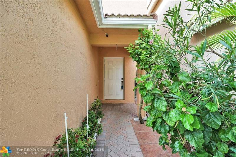 Sunrise, FL 33351,9451 NW 55th St