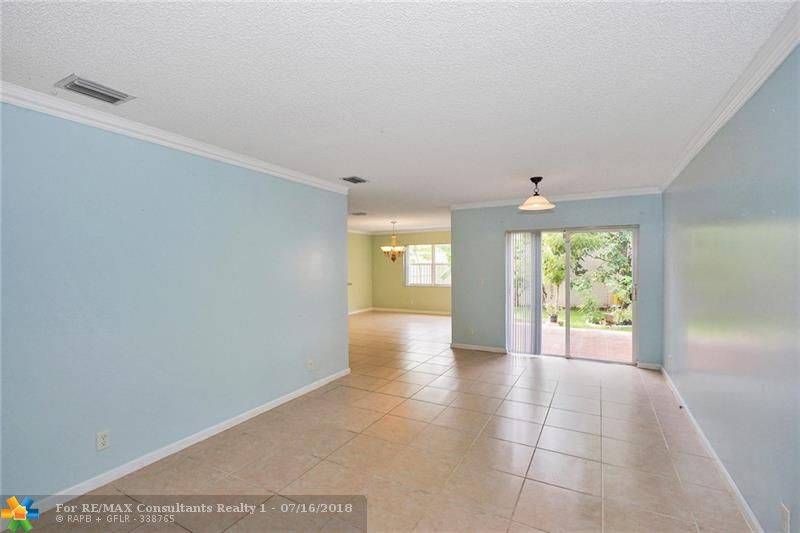 Sunrise, FL 33351,9451 NW 55th St