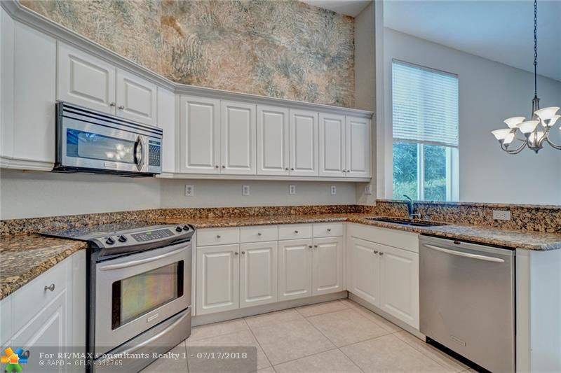 Coral Springs, FL 33076,5881 NW 124th Way