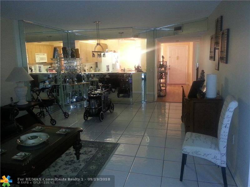 Tamarac, FL 33321,7500 Trent Dr  #101