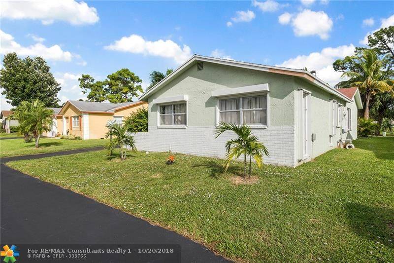 Lake Worth, FL 33467,7259 Pine Manor Dr