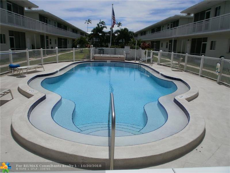 Lighthouse Point, FL 33064,2100 NE 38th St  #120