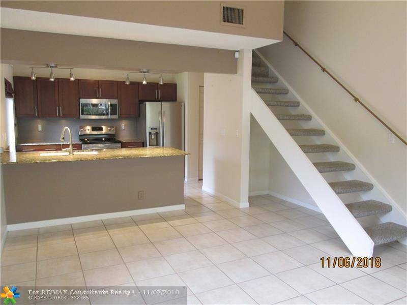 Oakland Park, FL 33309,3032 S Oakland Forest Dr  #2804